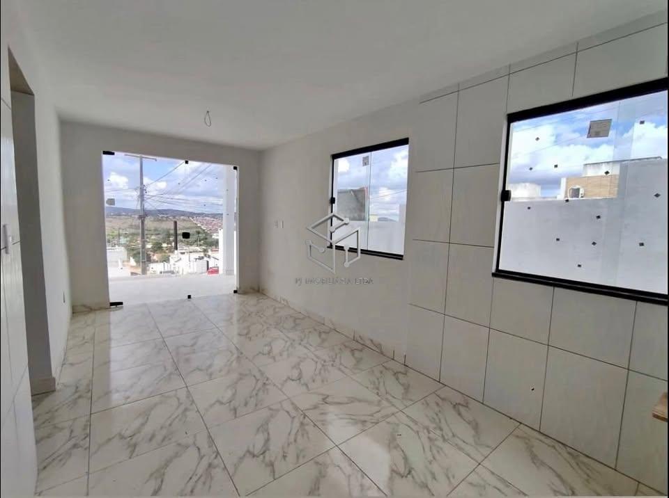 Casa, 2 quartos, 50 m² - Foto 1