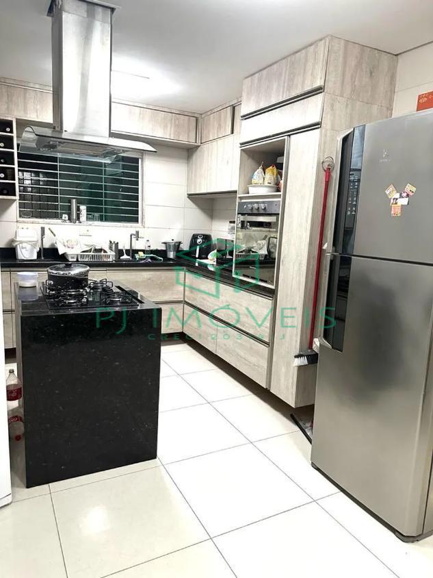 Casa, 6 quartos, 450 m² - Foto 11