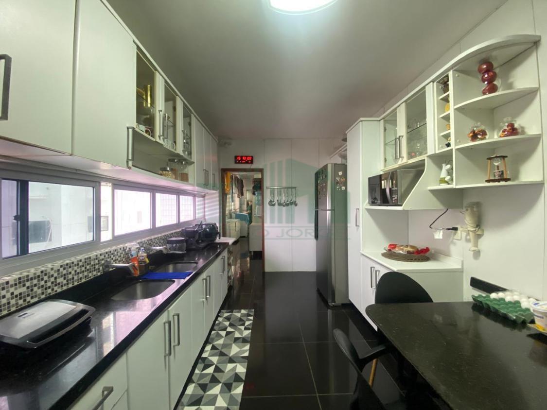 Apartamento, 4 quartos, 200 m² - Foto 12