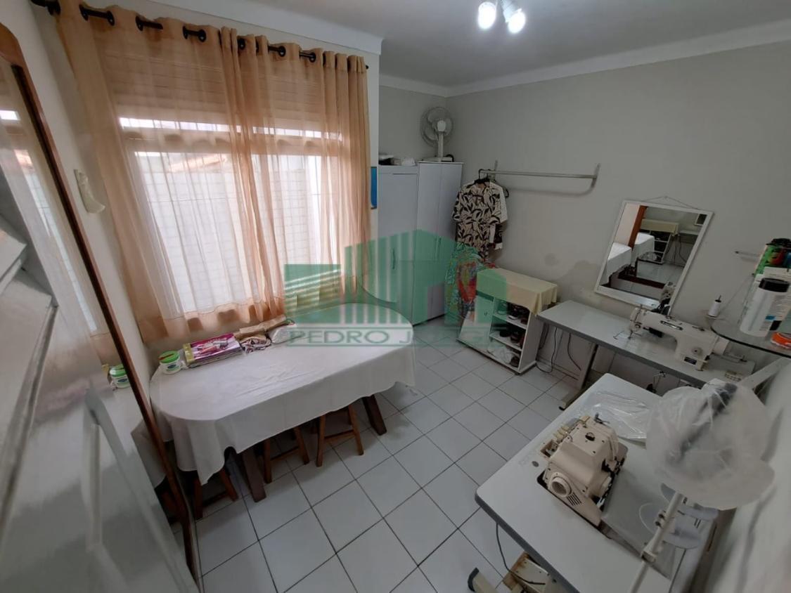 Casa, 4 quartos, 257 m² - Foto 18