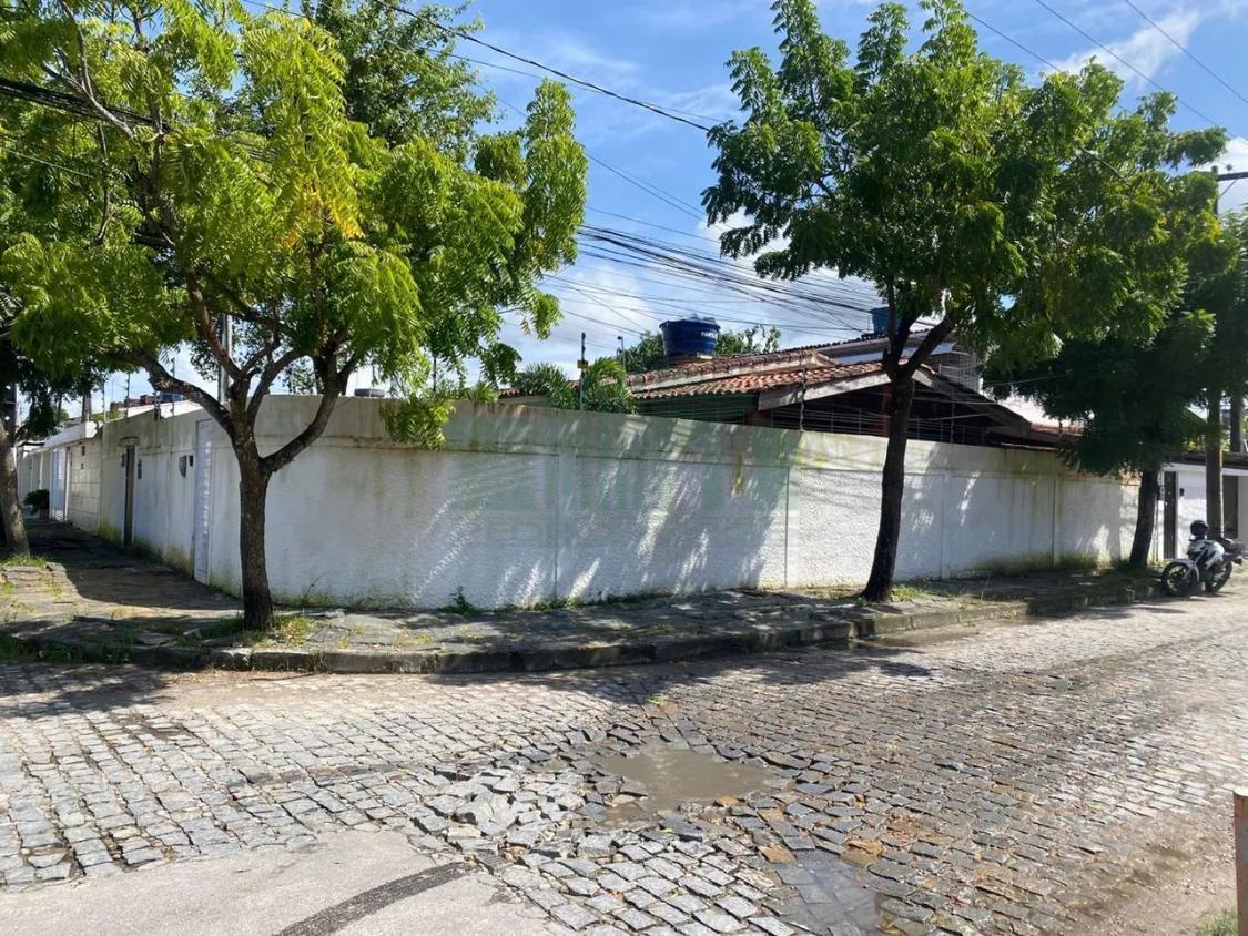 Casa, 7 quartos, 302 m² - Foto 19