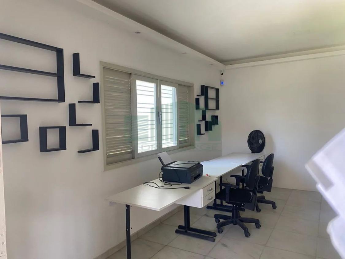 Casa, 7 quartos, 302 m² - Foto 3