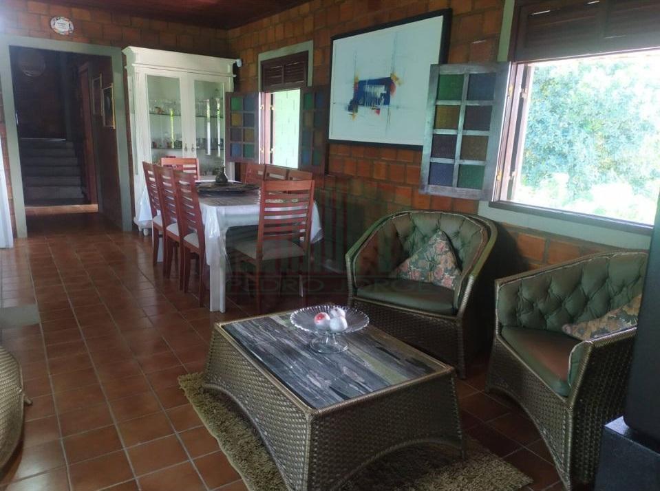 Chácara, 3 quartos, 2400 m² - Foto 11