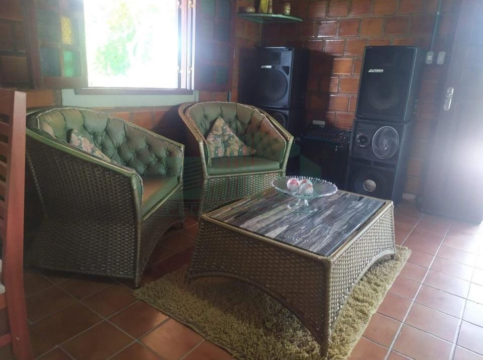 Chácara, 3 quartos, 2400 m² - Foto 9