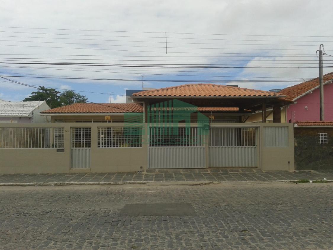 Casa, 4 quartos, 230 m² - Foto 1