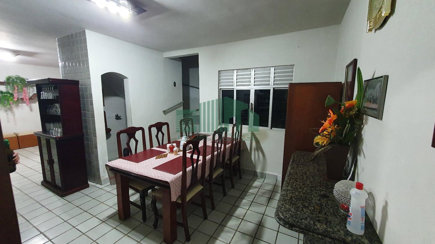 Casa, 4 quartos, 281 m² - Foto 8