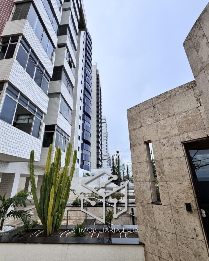 Apartamento, 3 quartos, 139 m² - Foto 2