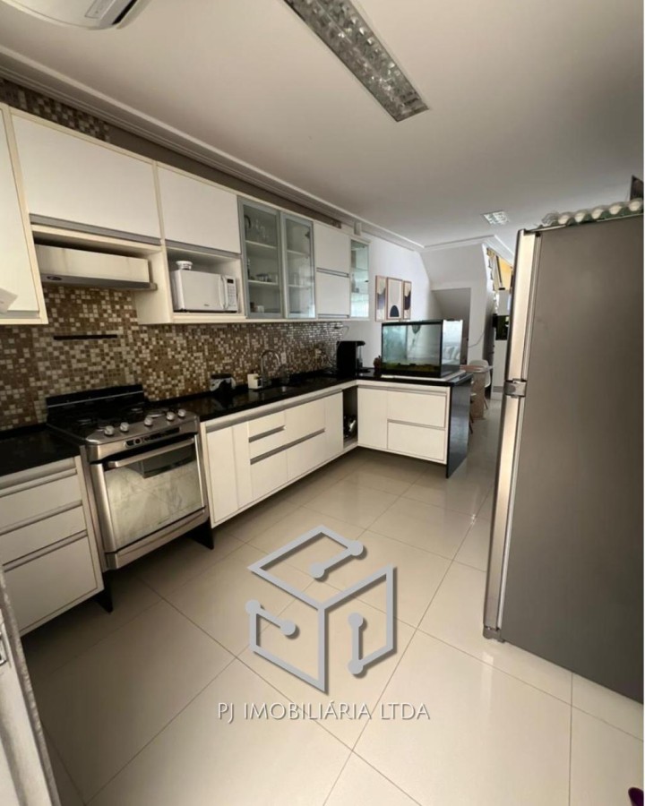 Casa, 3 quartos, 200 m² - Foto 15