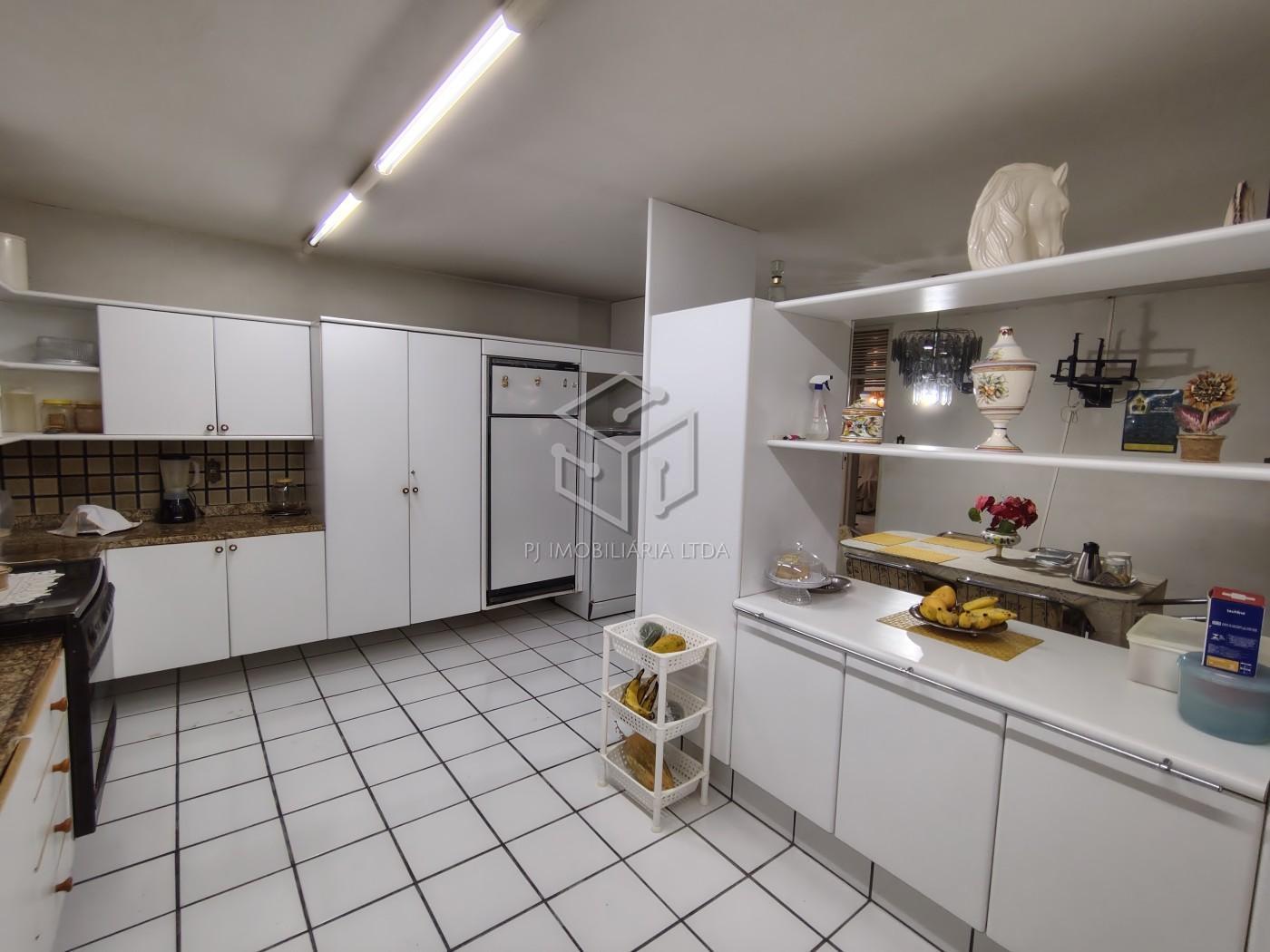 Casa, 4 quartos, 200 m² - Foto 9