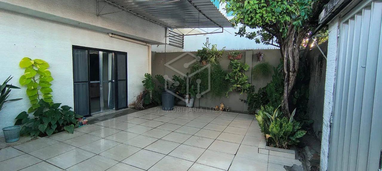 Casa, 4 quartos, 171 m² - Foto 1